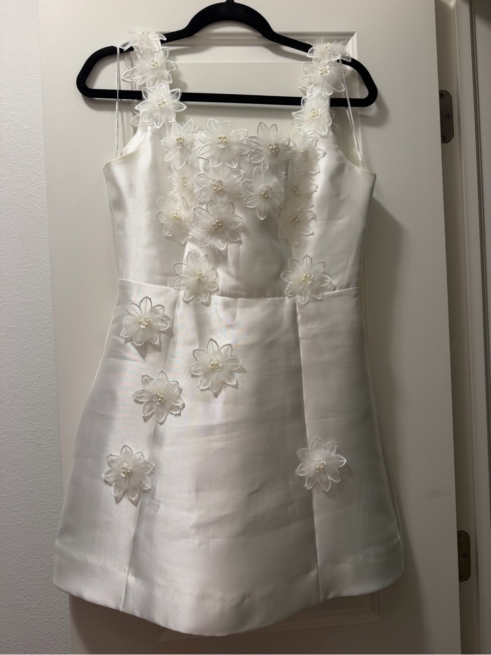 Elliatt White Floral Appliqué Mini Dress